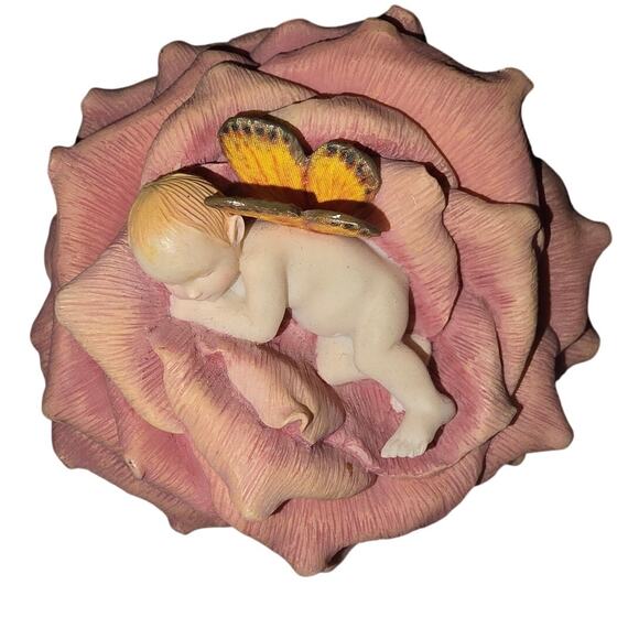 Collectors 2003 Country Artists - Butterfly Fairies 'A Bed of Roses' No.03121 - Picture 1 of 4